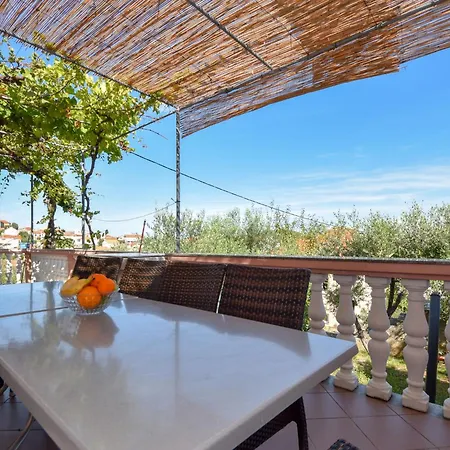 Vikendica Ines By Interhome *